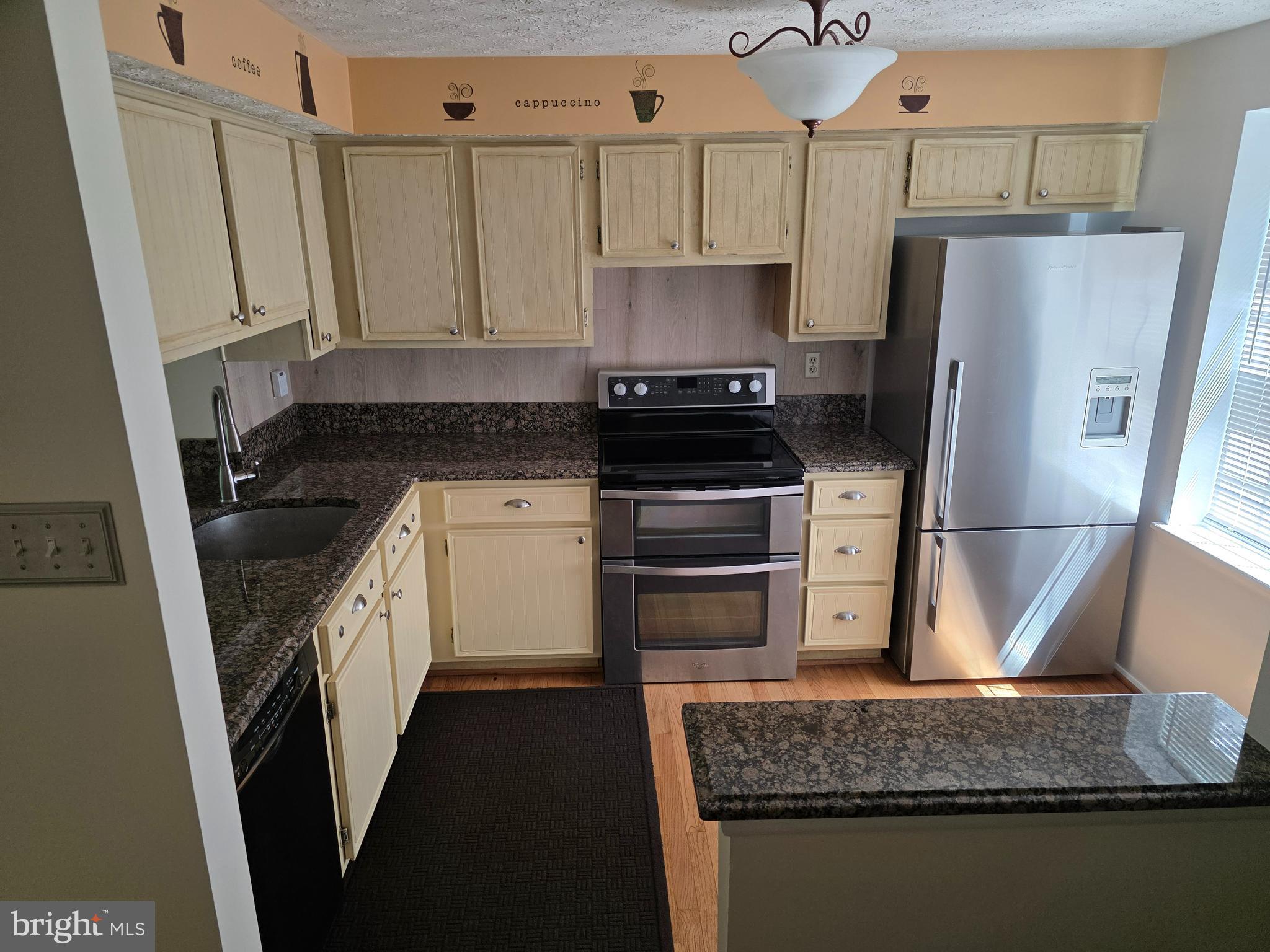 1664 HARVEST GREEN COURT