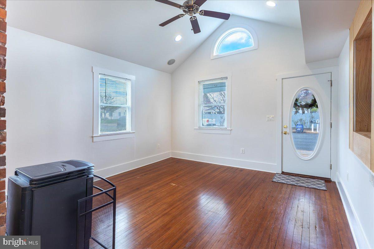 FAIRVIEW - Residential