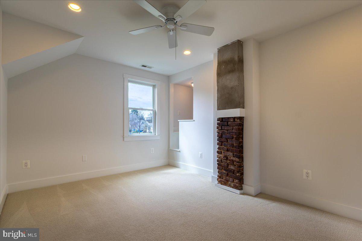 FAIRVIEW - Residential