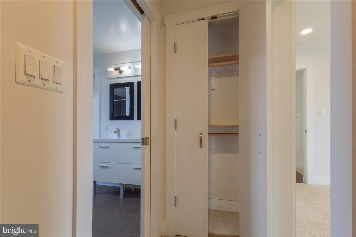 FAIRVIEW - Residential