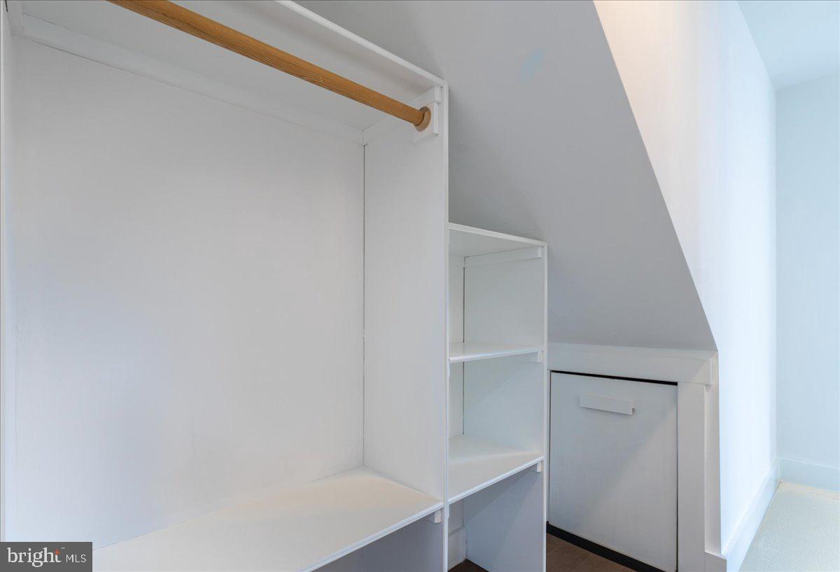 FAIRVIEW - Residential