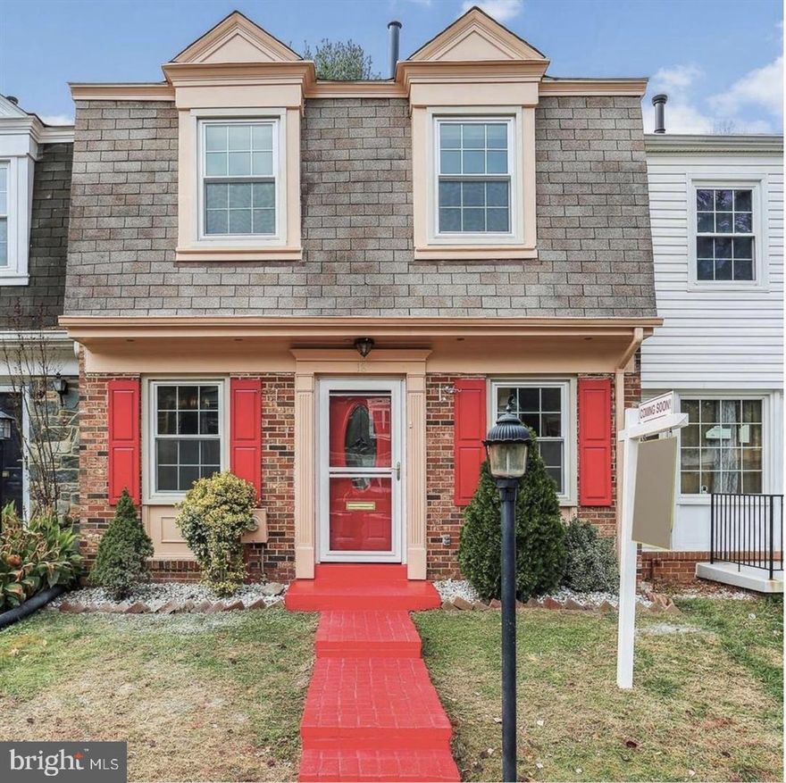 Gorgeous townhome featuring freshly painted brick exteriors, a walkout basement, and a fenced backyard ensuring privacy. The main level boasts beautiful hardwood floors, while the upper level and basement feature laminated floors. This residence comprises three bedrooms and three and a half bathrooms. Enjoy the amenities of a fantastic community, including an outdoor swimming pool and a tot-lot. Conveniently located near Kentlands, Crown, and Rio, offering proximity to various shops and restaurants. Easy access to I-270, I-370, and ICC. Just under 3.5 miles from the Shady Grove Metro Station.