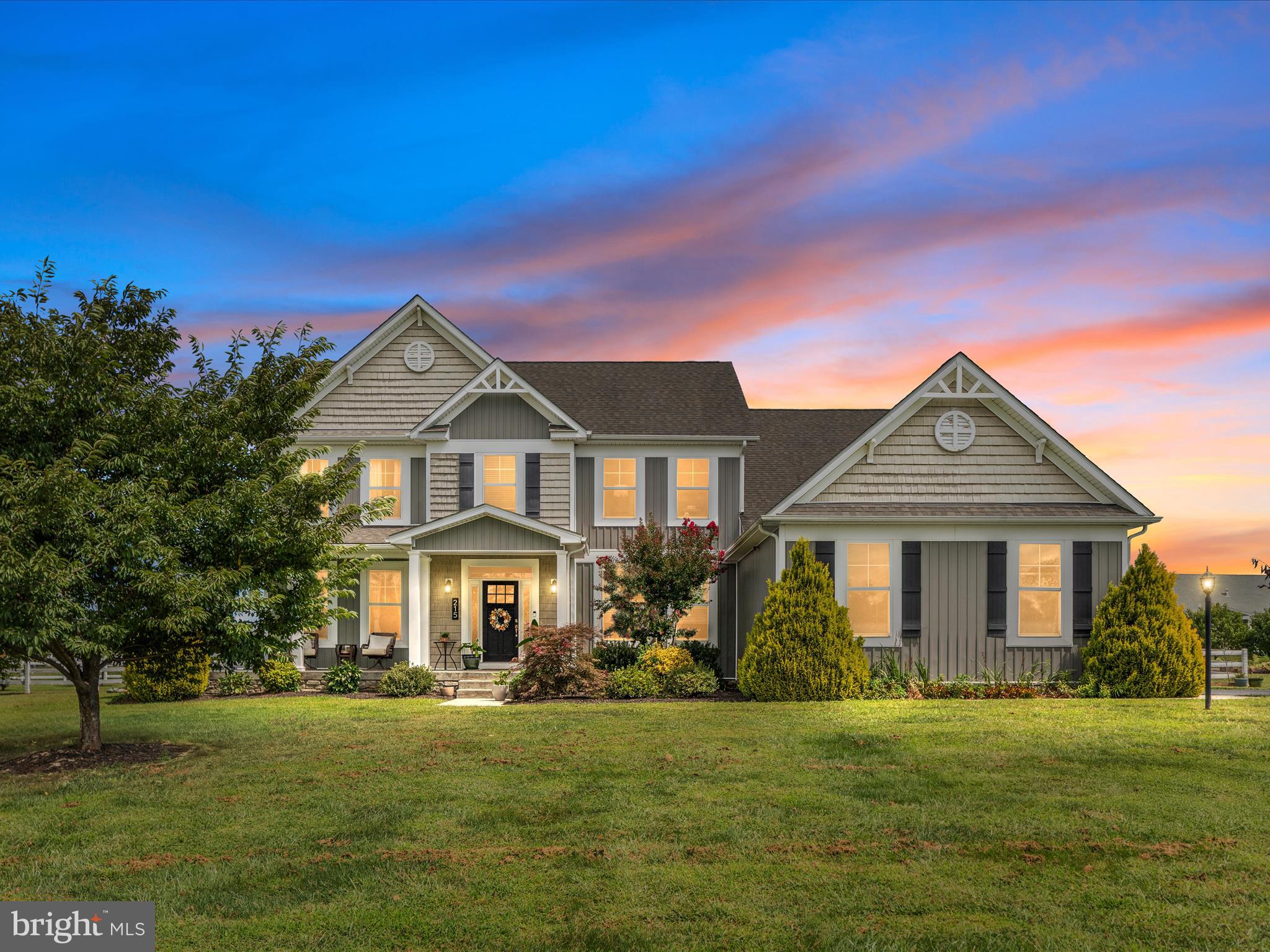 215 VARICK TRAIL