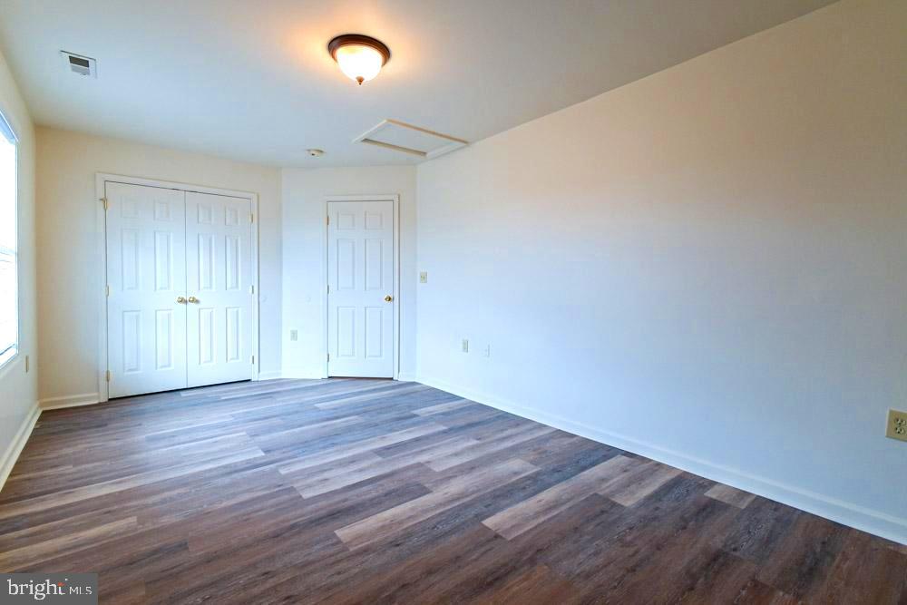 ROSEMONT ORCHARD - Residential Lease