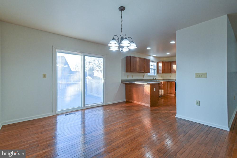 ROSEMONT ORCHARD - Residential Lease