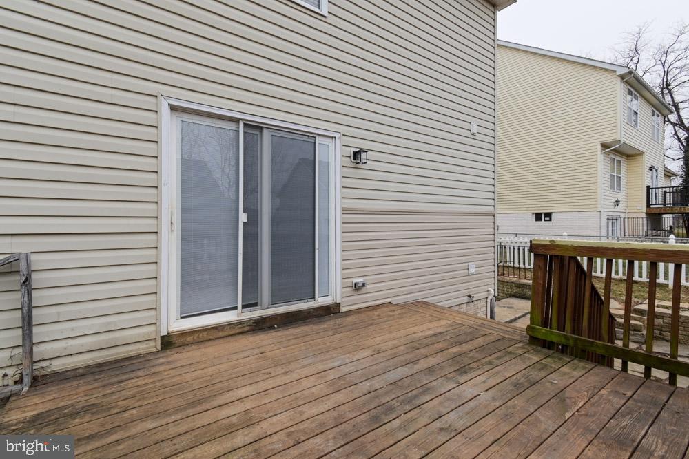 ROSEMONT ORCHARD - Residential Lease