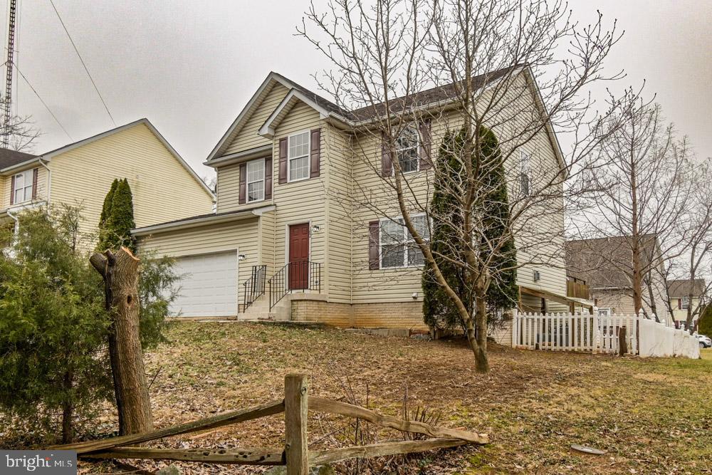 ROSEMONT ORCHARD - Residential Lease