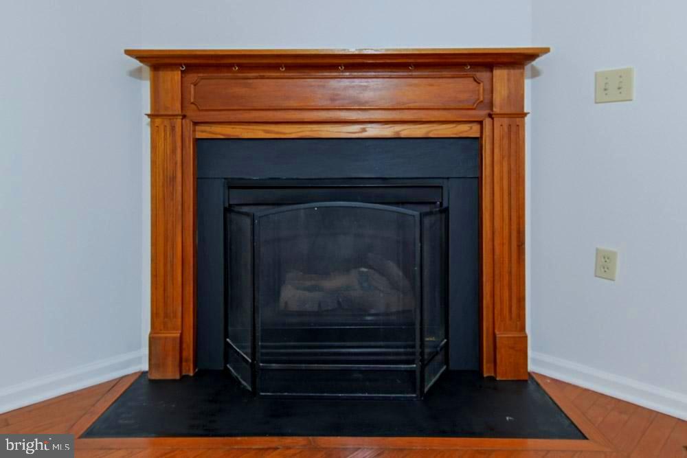 ROSEMONT ORCHARD - Residential Lease