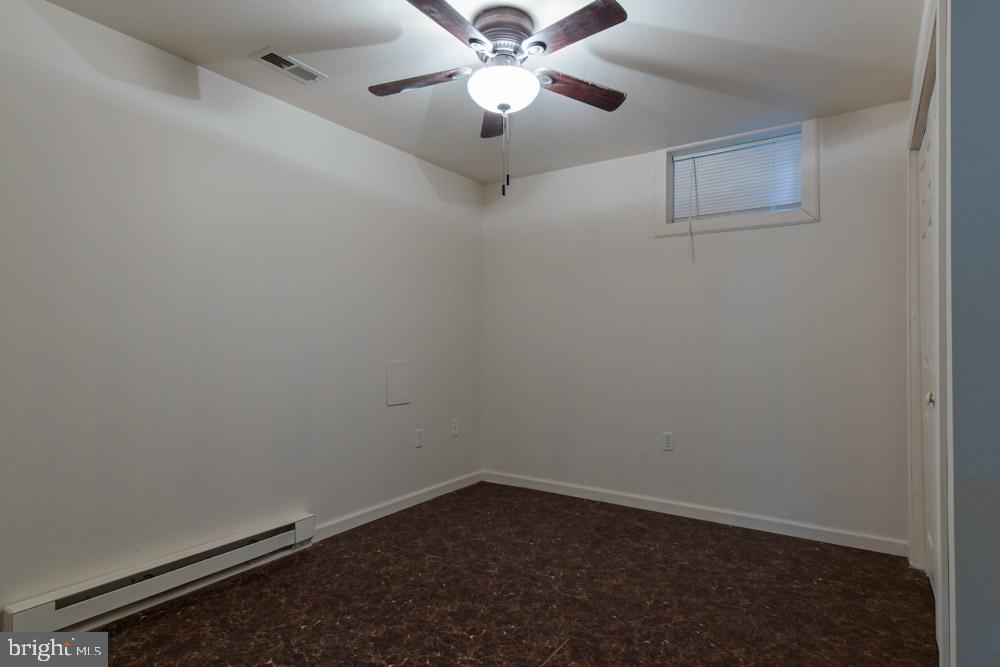 ROSEMONT ORCHARD - Residential Lease