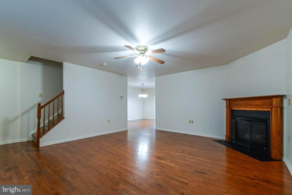 ROSEMONT ORCHARD - Residential Lease