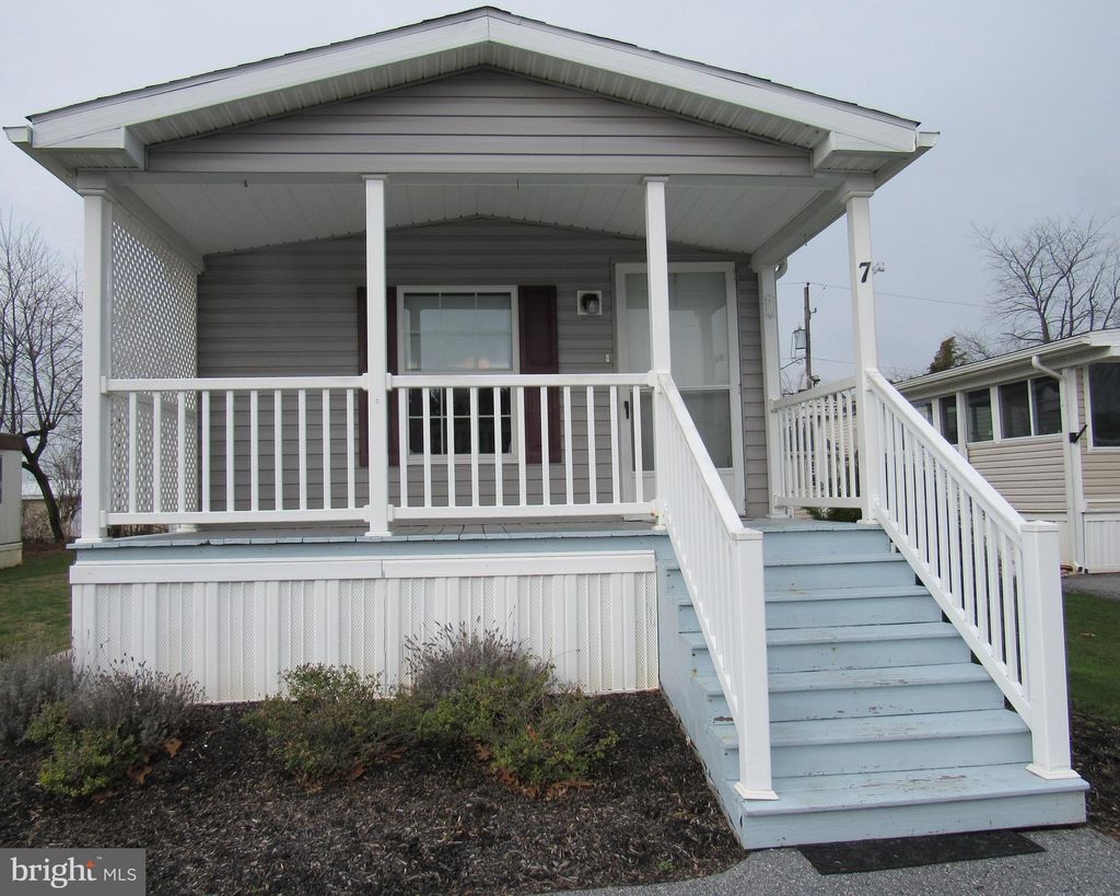 Photo of 7 Hinden Homes, DENVER, PA 17517 (MLS # PALA2085108)