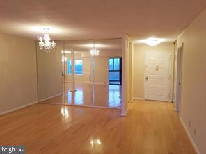 ROTONDA - Residential Lease