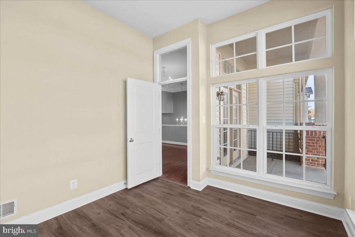 BROADLANDS SOUTH - Residential Lease