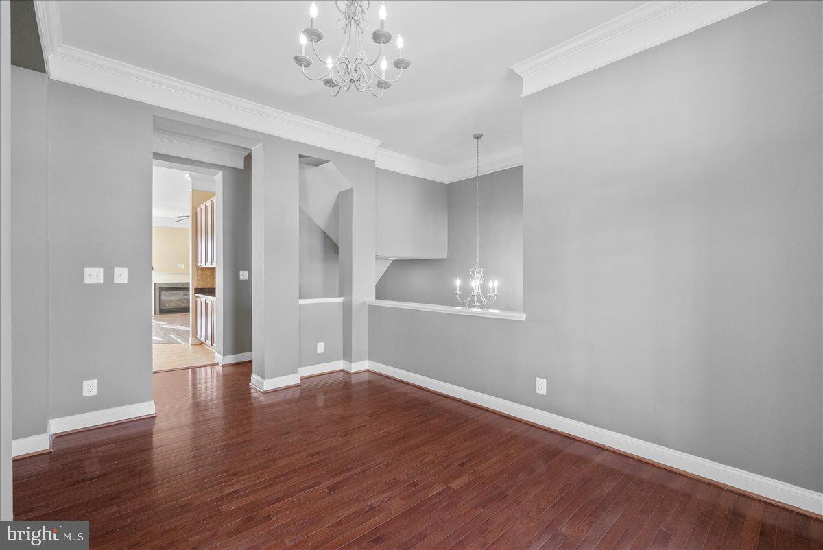 BROADLANDS SOUTH - Residential Lease