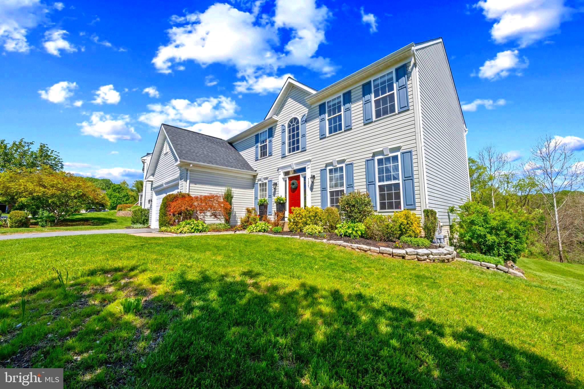 JENNA ESTATES - Residential