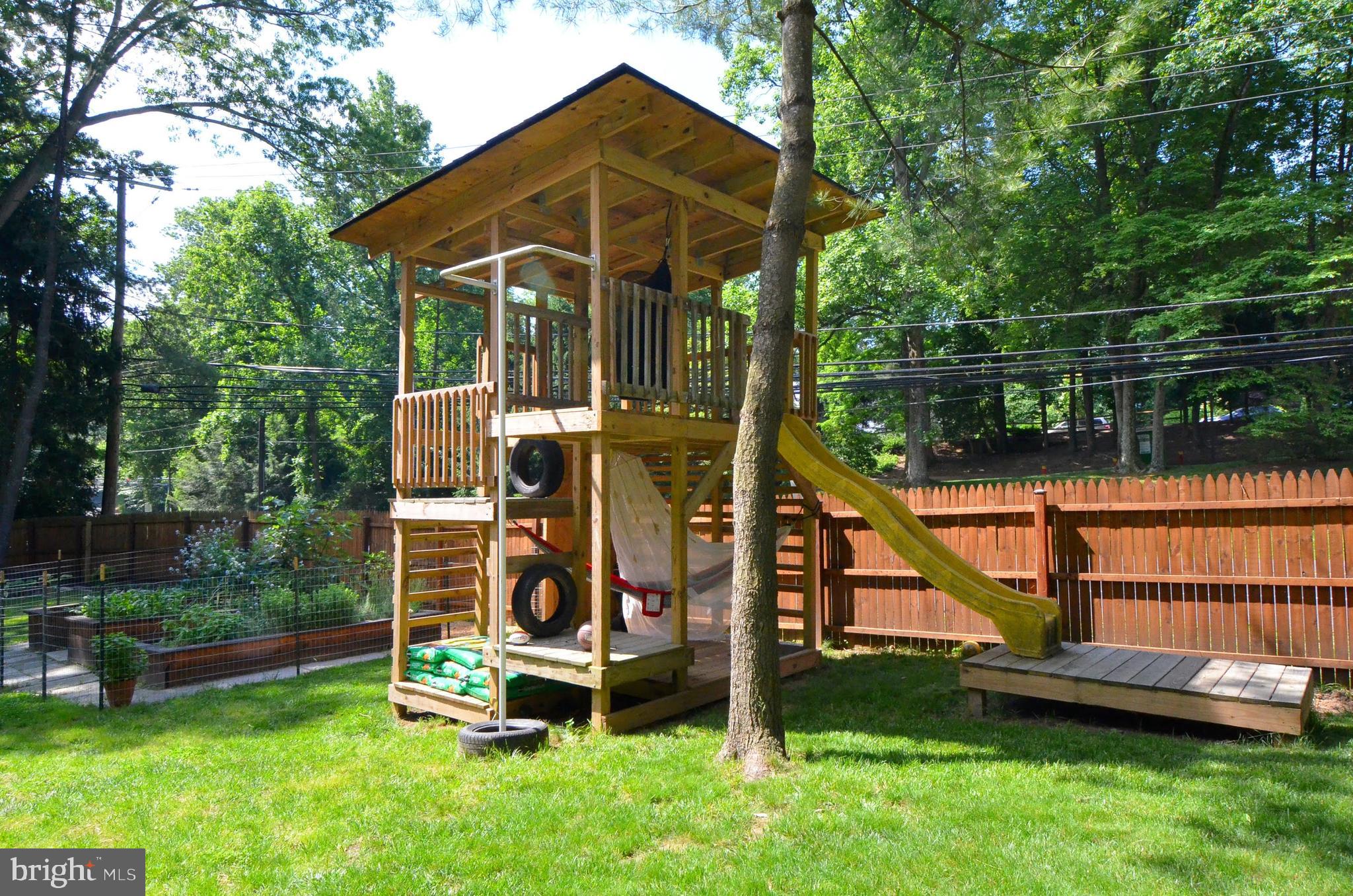 MCAULEY PARK - Residential Lease