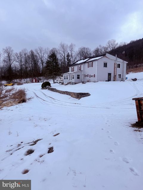 Homes For Sale - 875 R And D Lane<br/> Fulton County, MCCONNELLSBURG, PA 17233