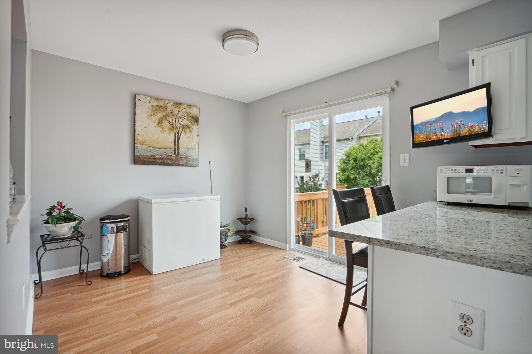 CENTREVILLE GREEN - Residential