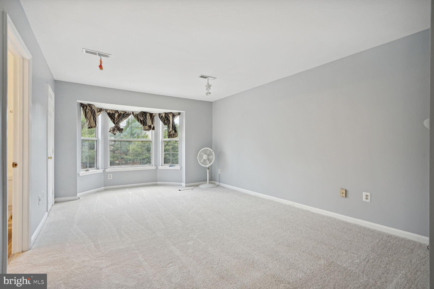 CENTREVILLE GREEN - Residential