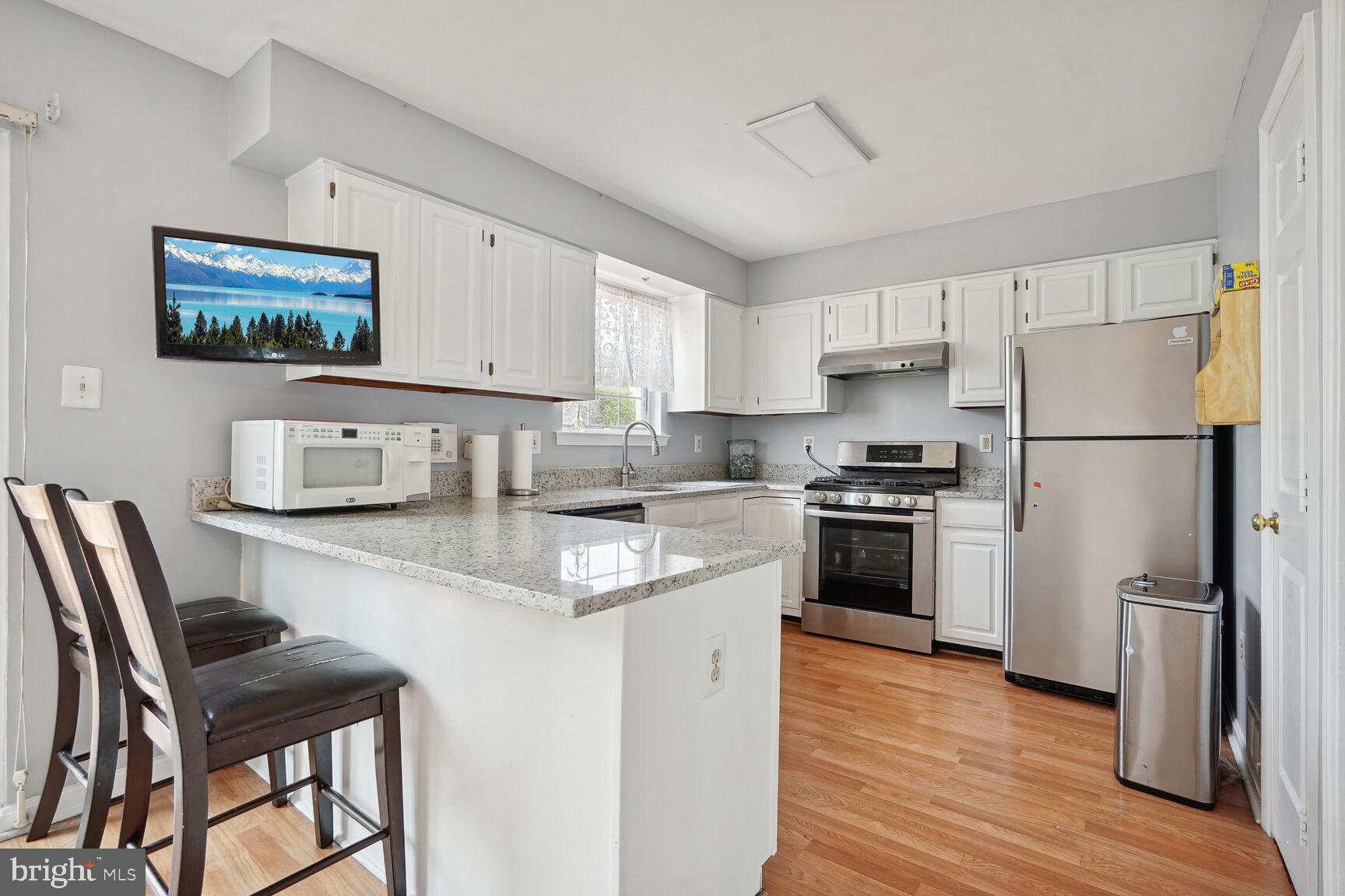 CENTREVILLE GREEN - Residential