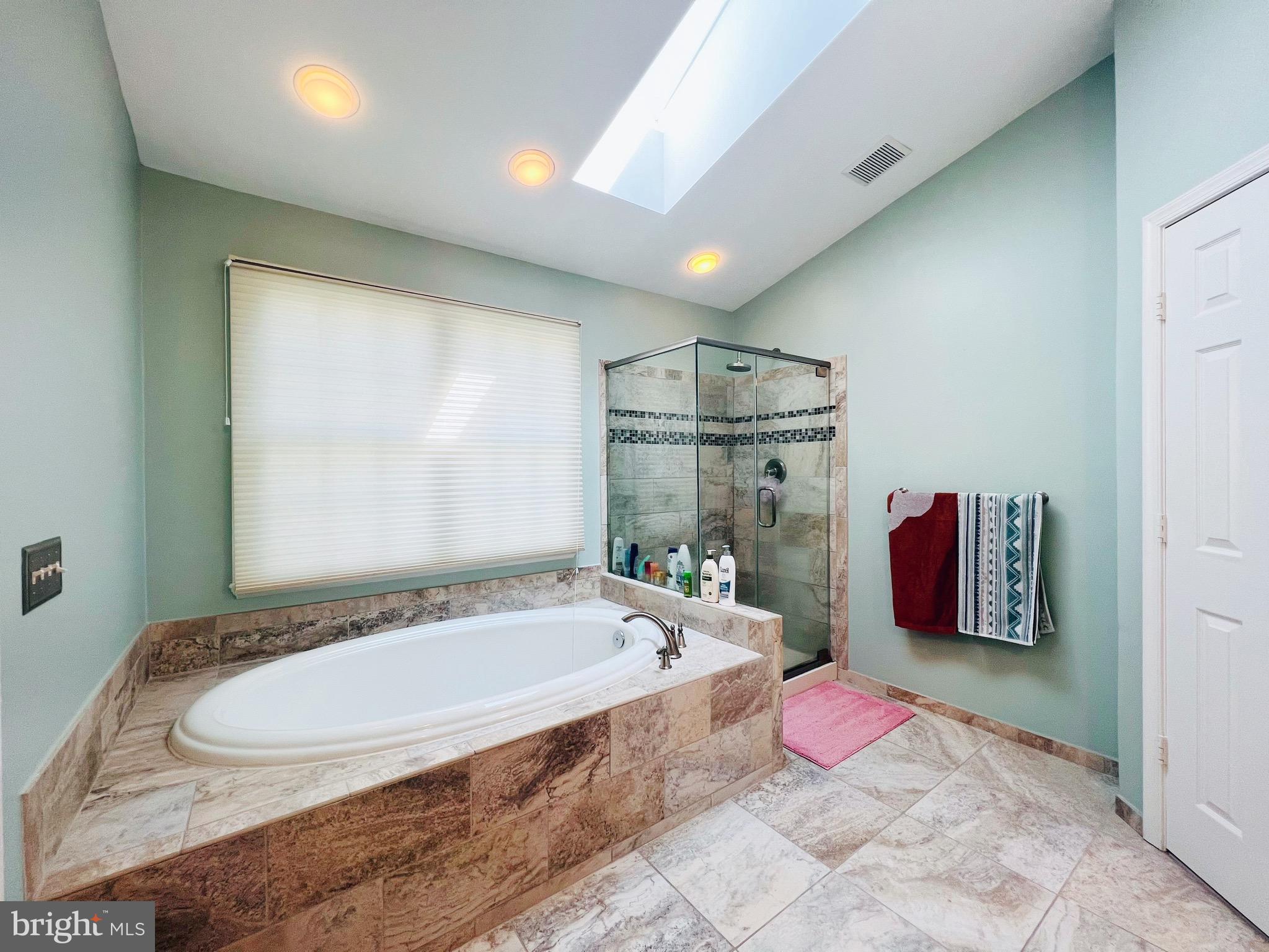 TOWNHOMES OF TIMBERLAND - Residential Lease