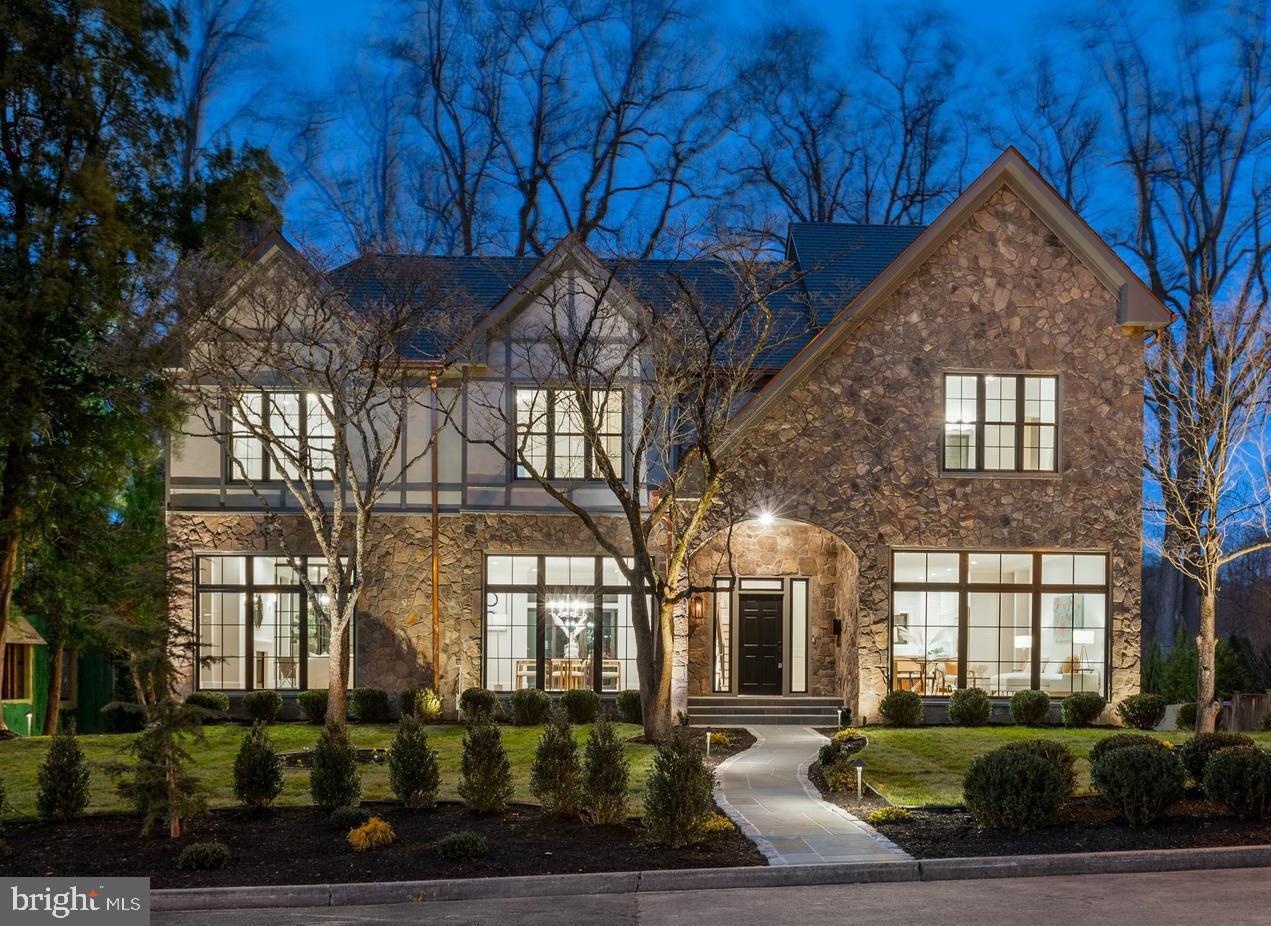 SPRING VALLEY - Residential