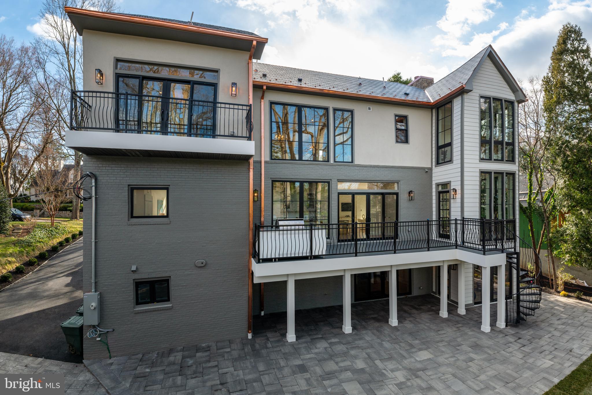 SPRING VALLEY - Residential