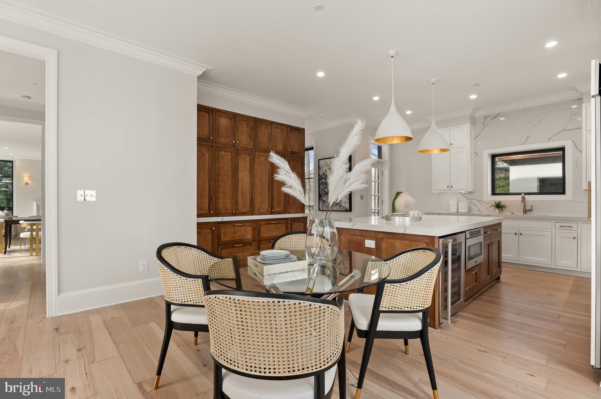 SPRING VALLEY - Residential