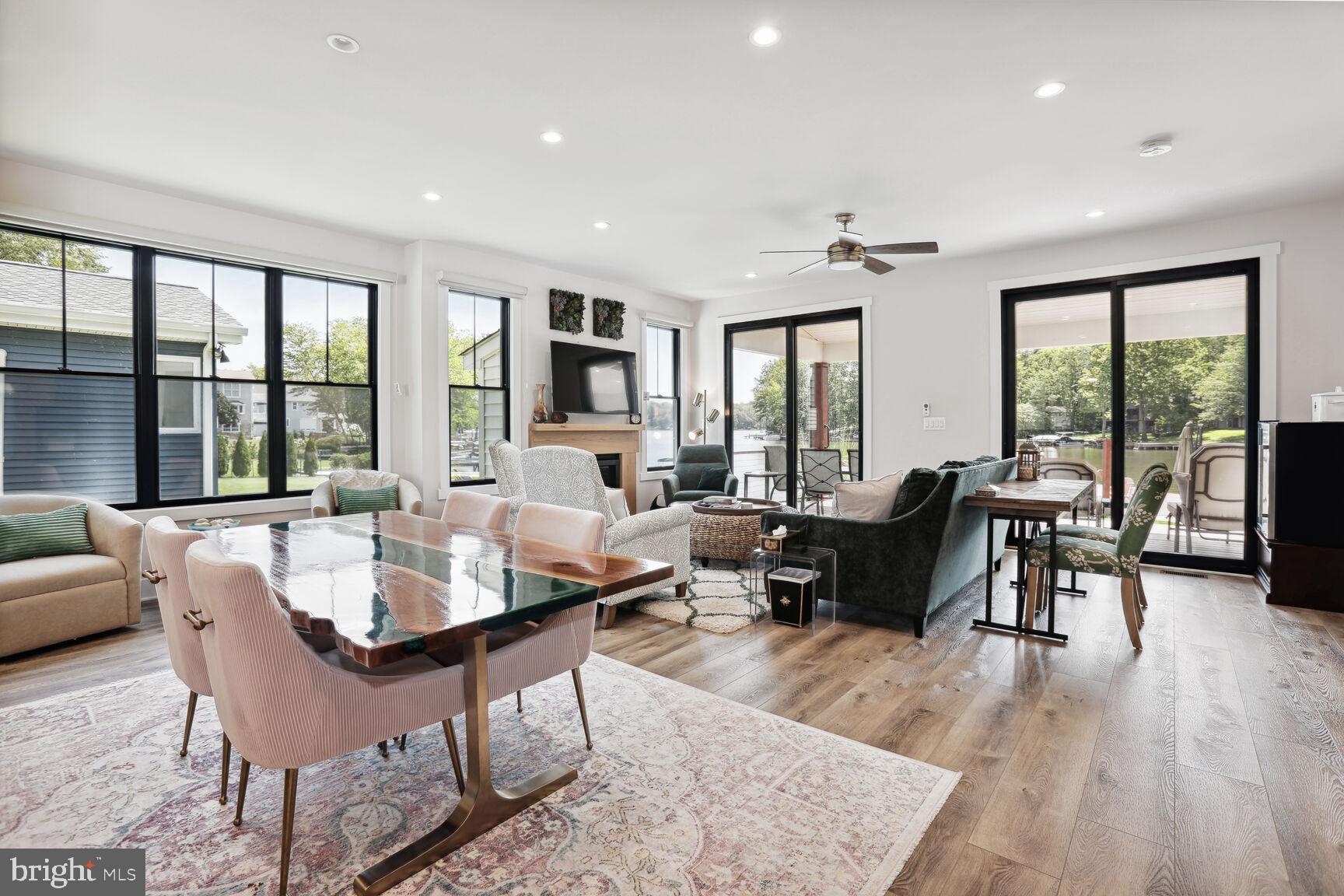 LAKE OF THE WOODS - Residential