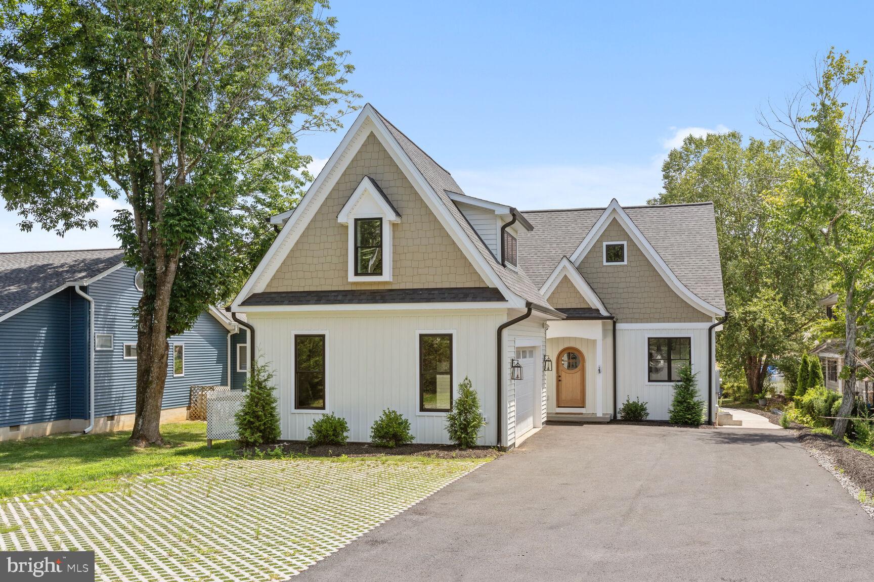 LAKE OF THE WOODS - Residential