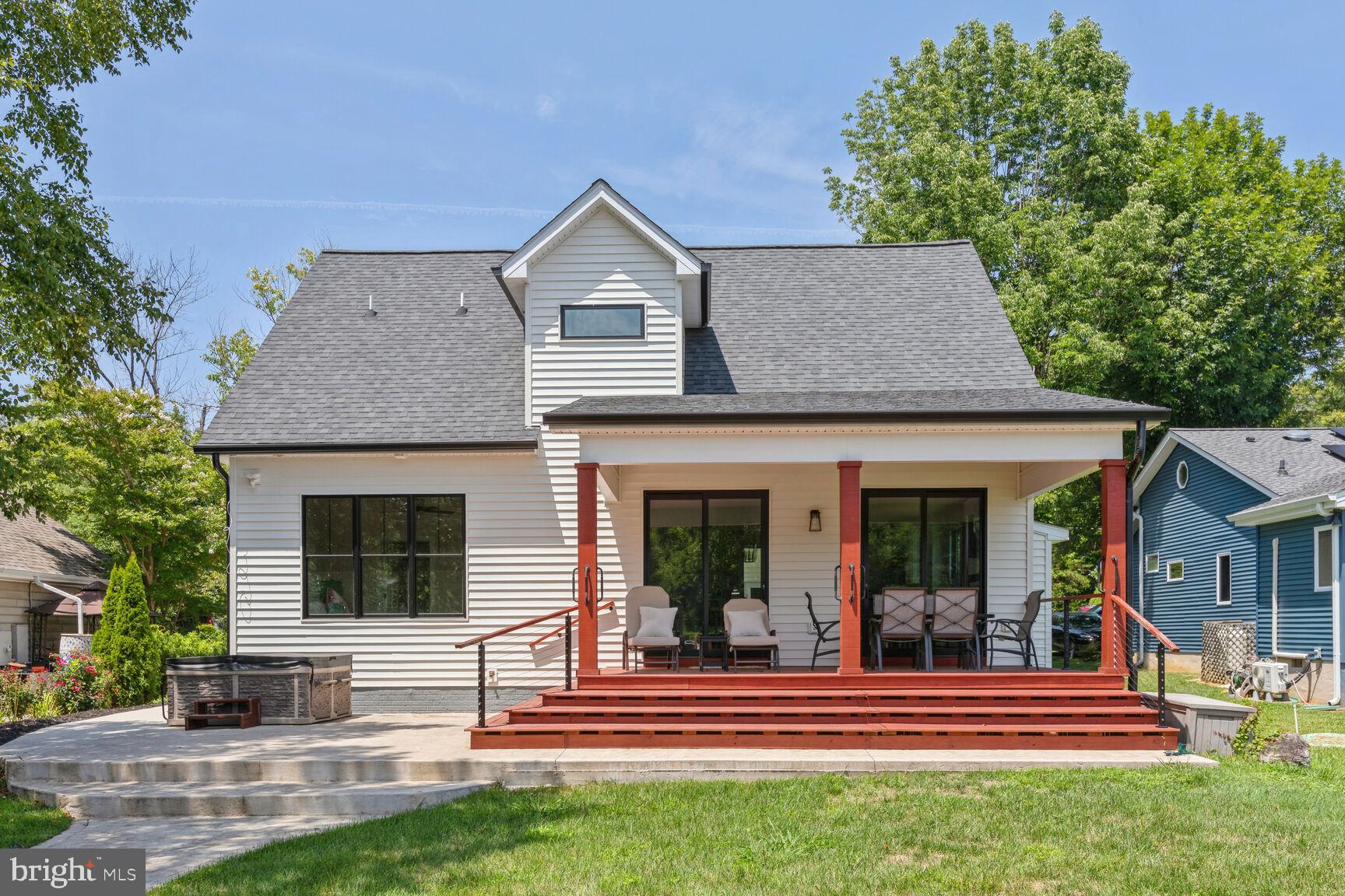 LAKE OF THE WOODS - Residential