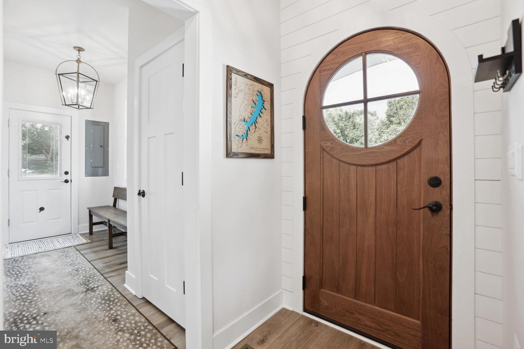 LAKE OF THE WOODS - Residential