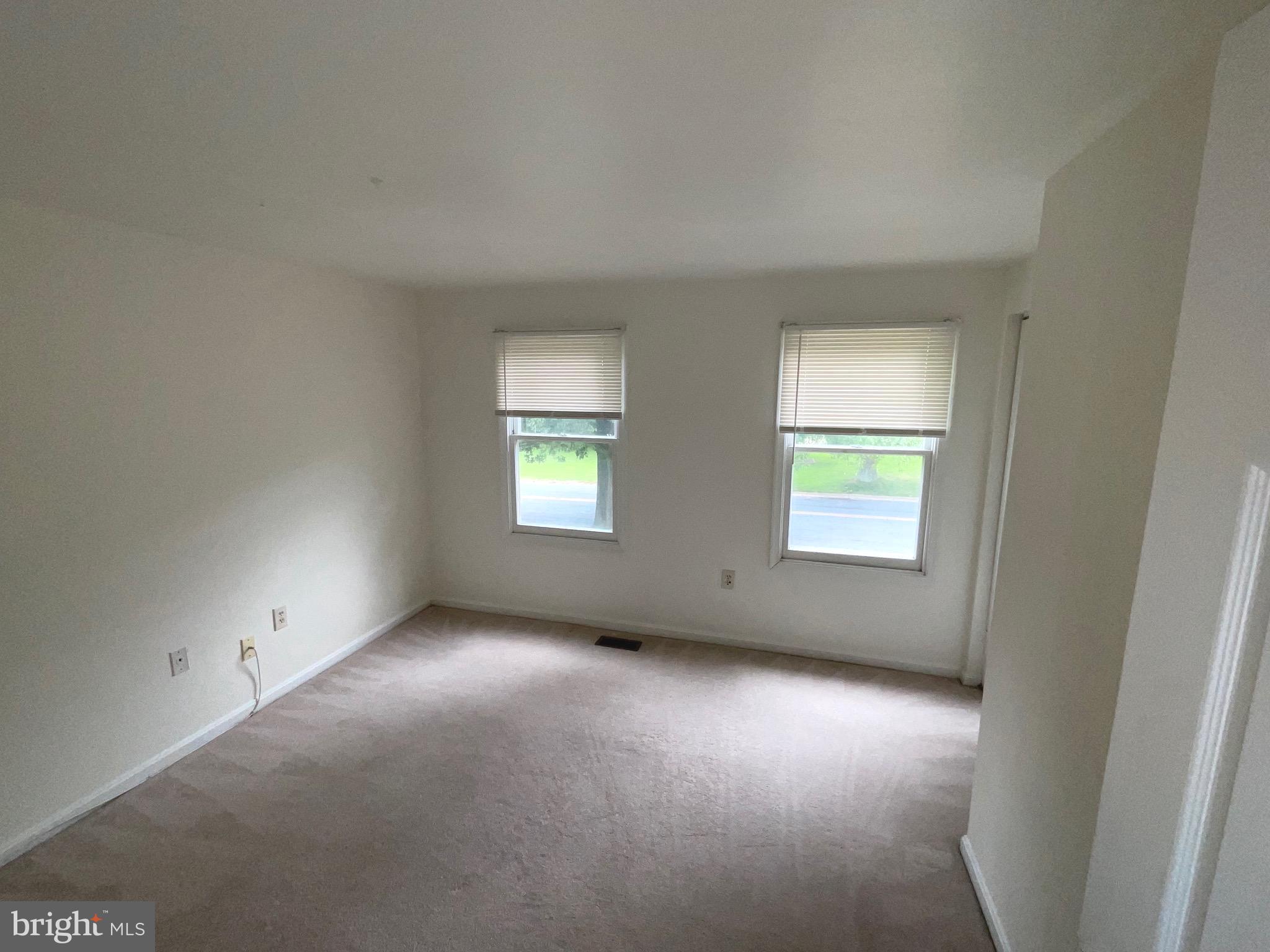 MILL CREEK SOUTH - Residential Lease