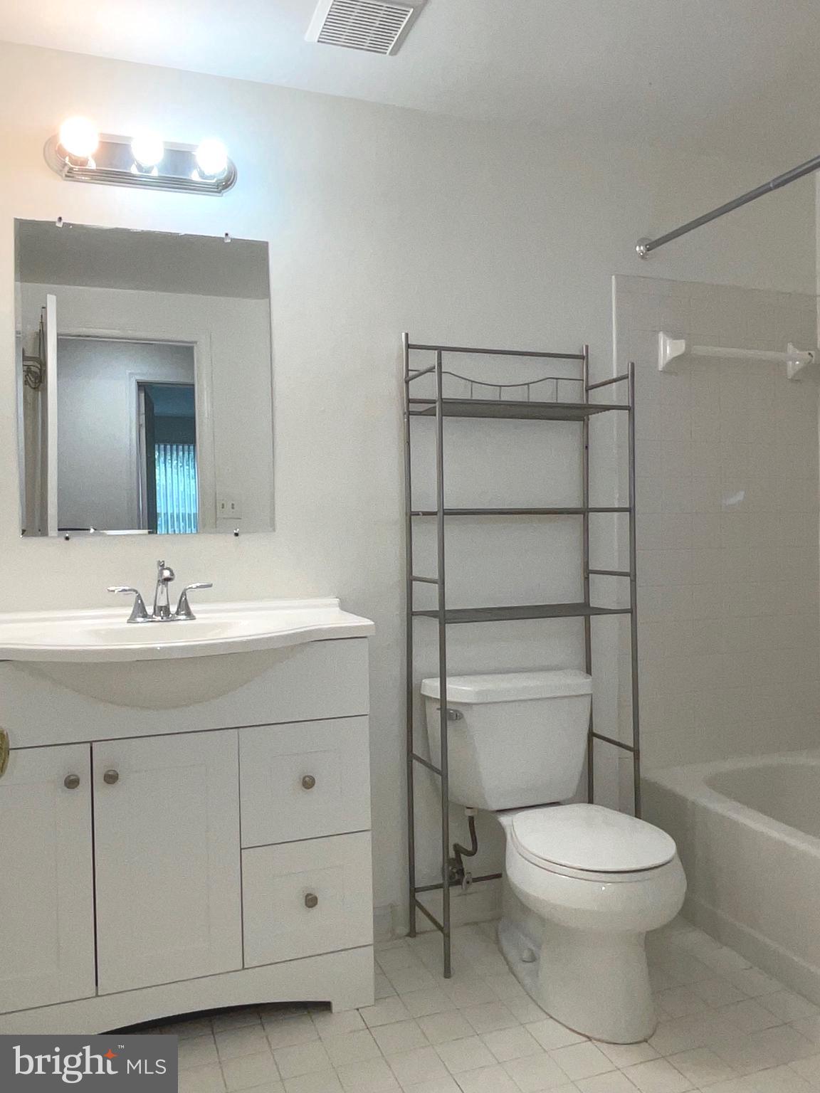 MILL CREEK SOUTH - Residential Lease