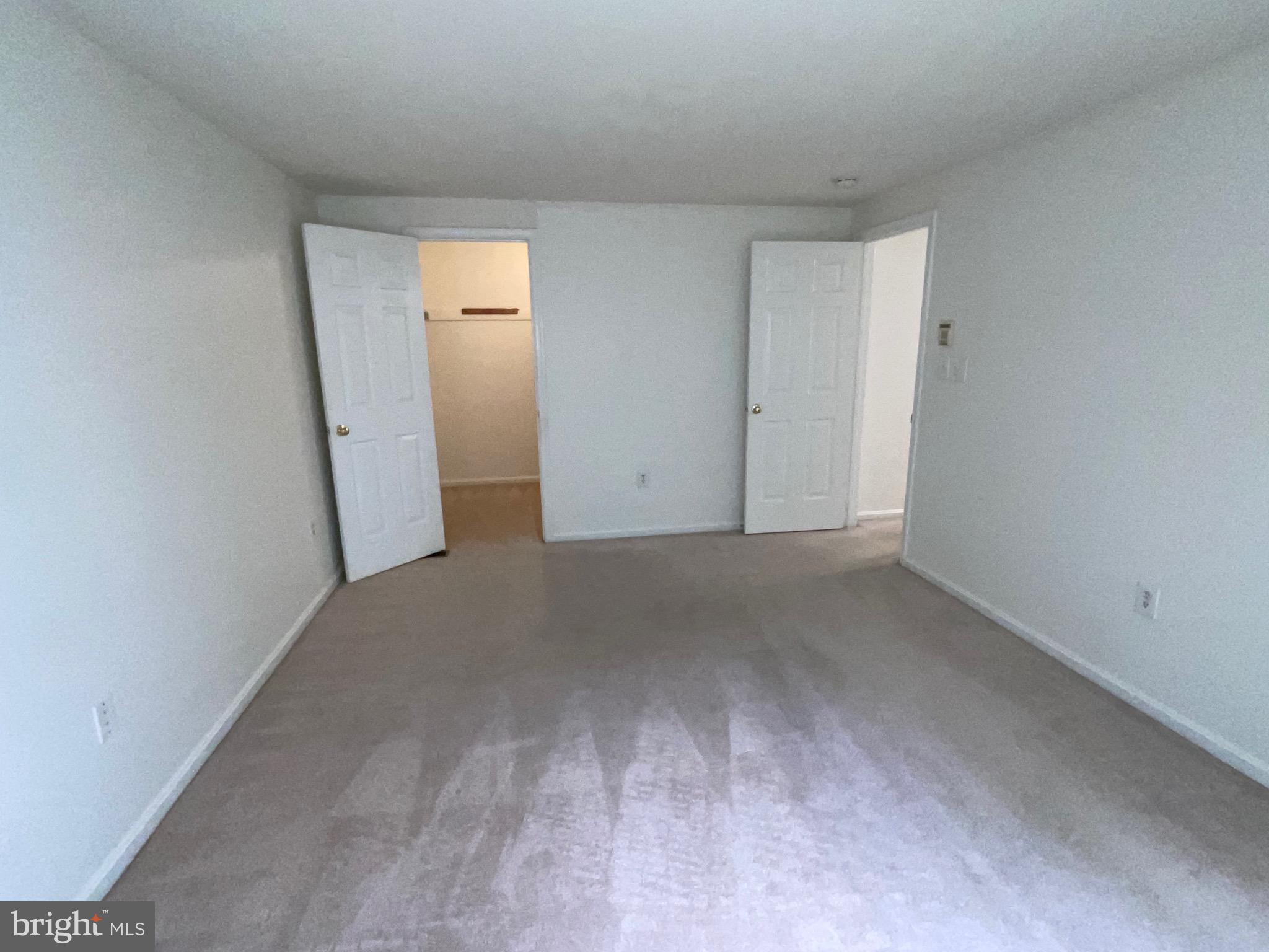 MILL CREEK SOUTH - Residential Lease