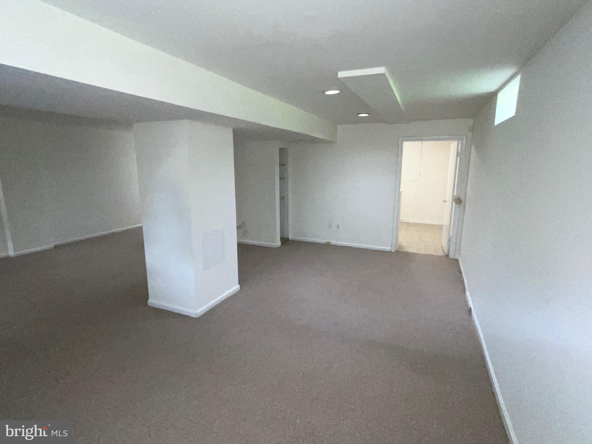 MILL CREEK SOUTH - Residential Lease