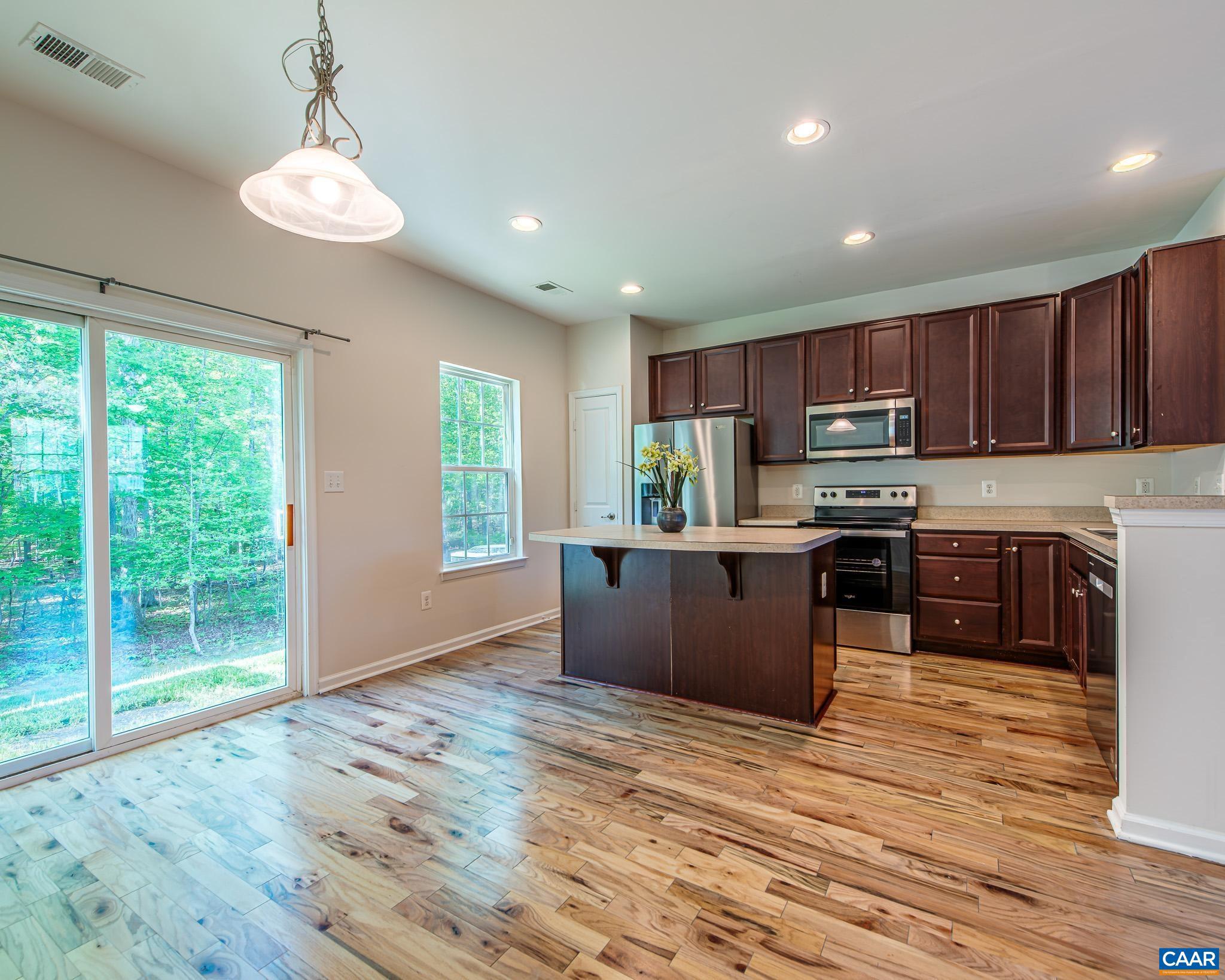 SYCAMORE SQUARE - Residential