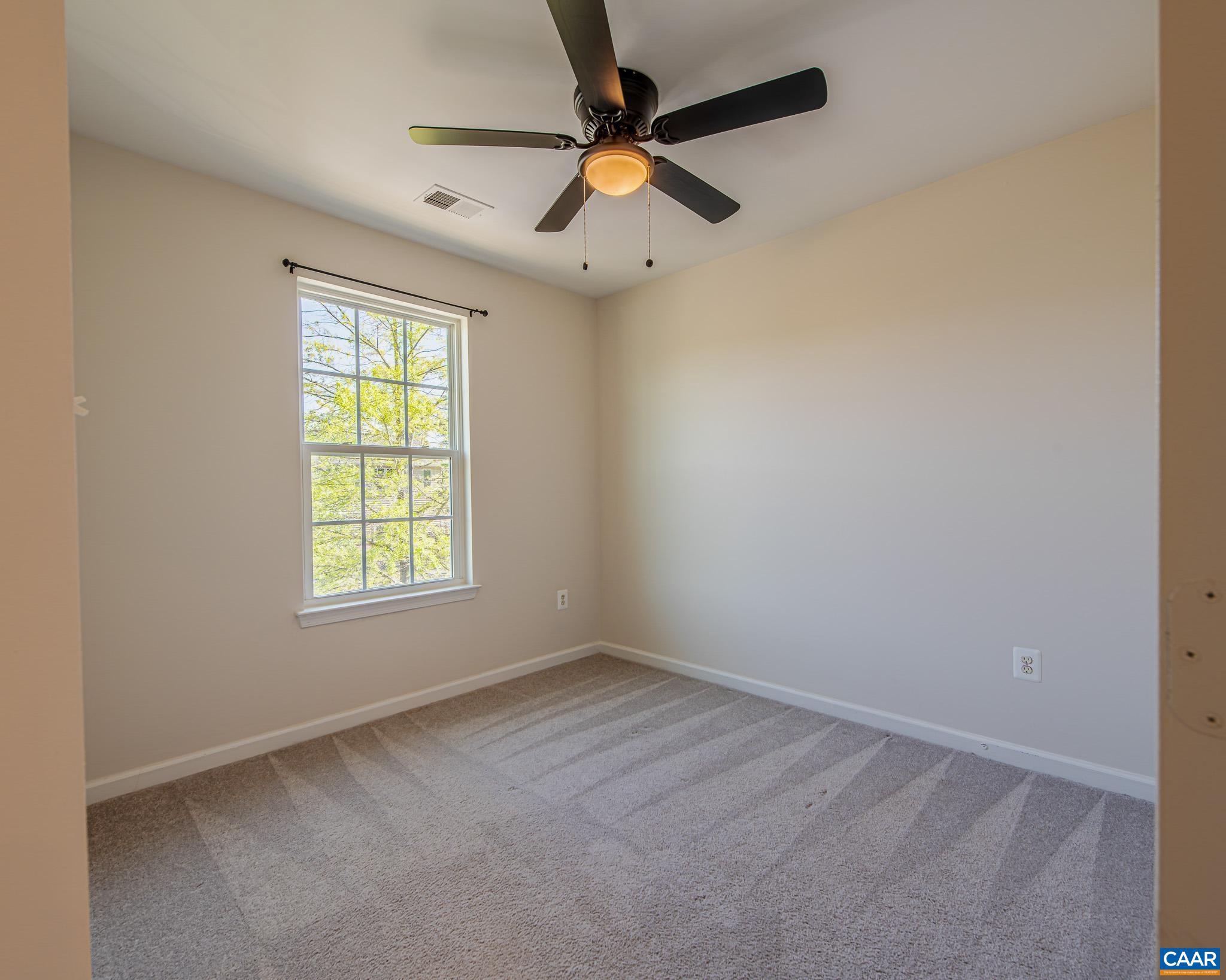 SYCAMORE SQUARE - Residential