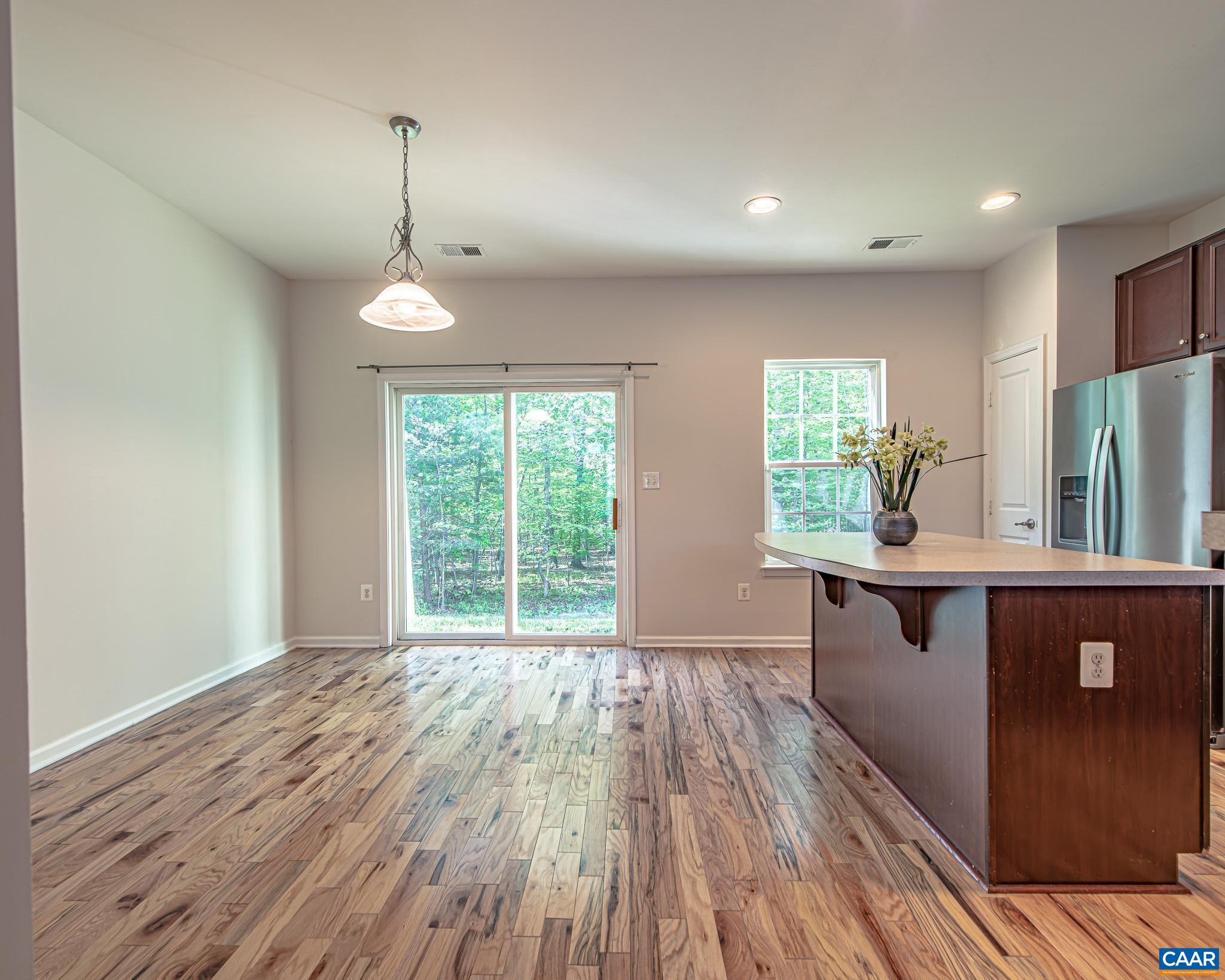 SYCAMORE SQUARE - Residential