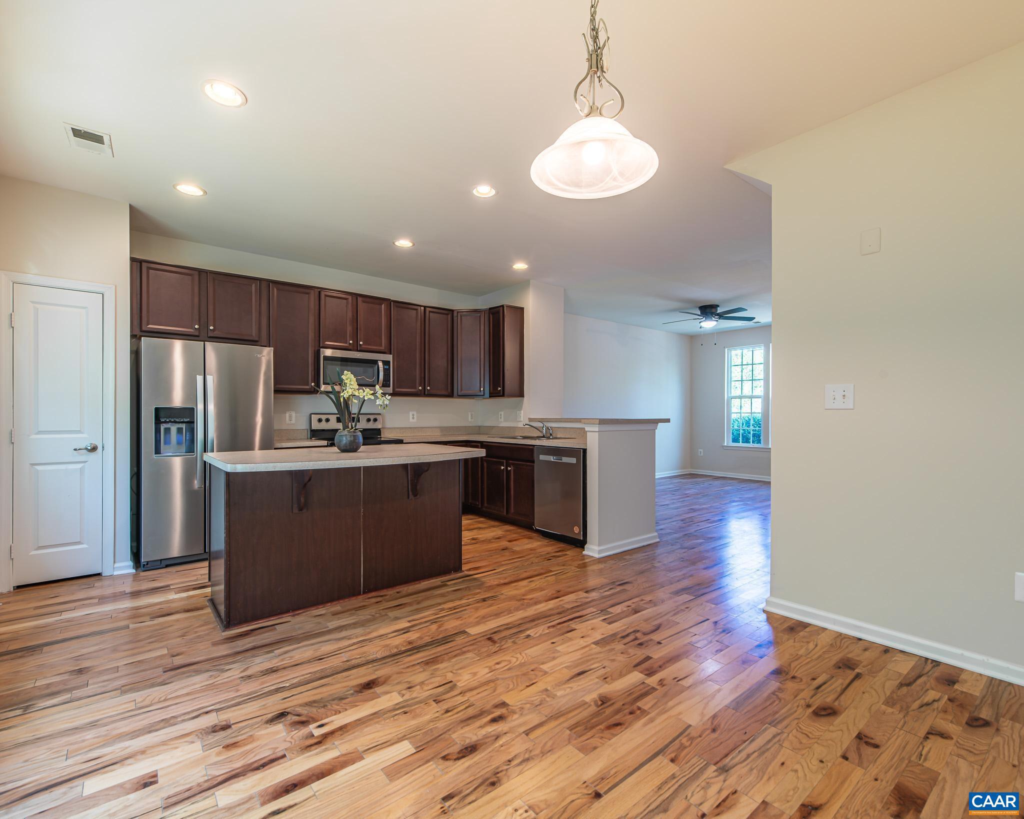 SYCAMORE SQUARE - Residential