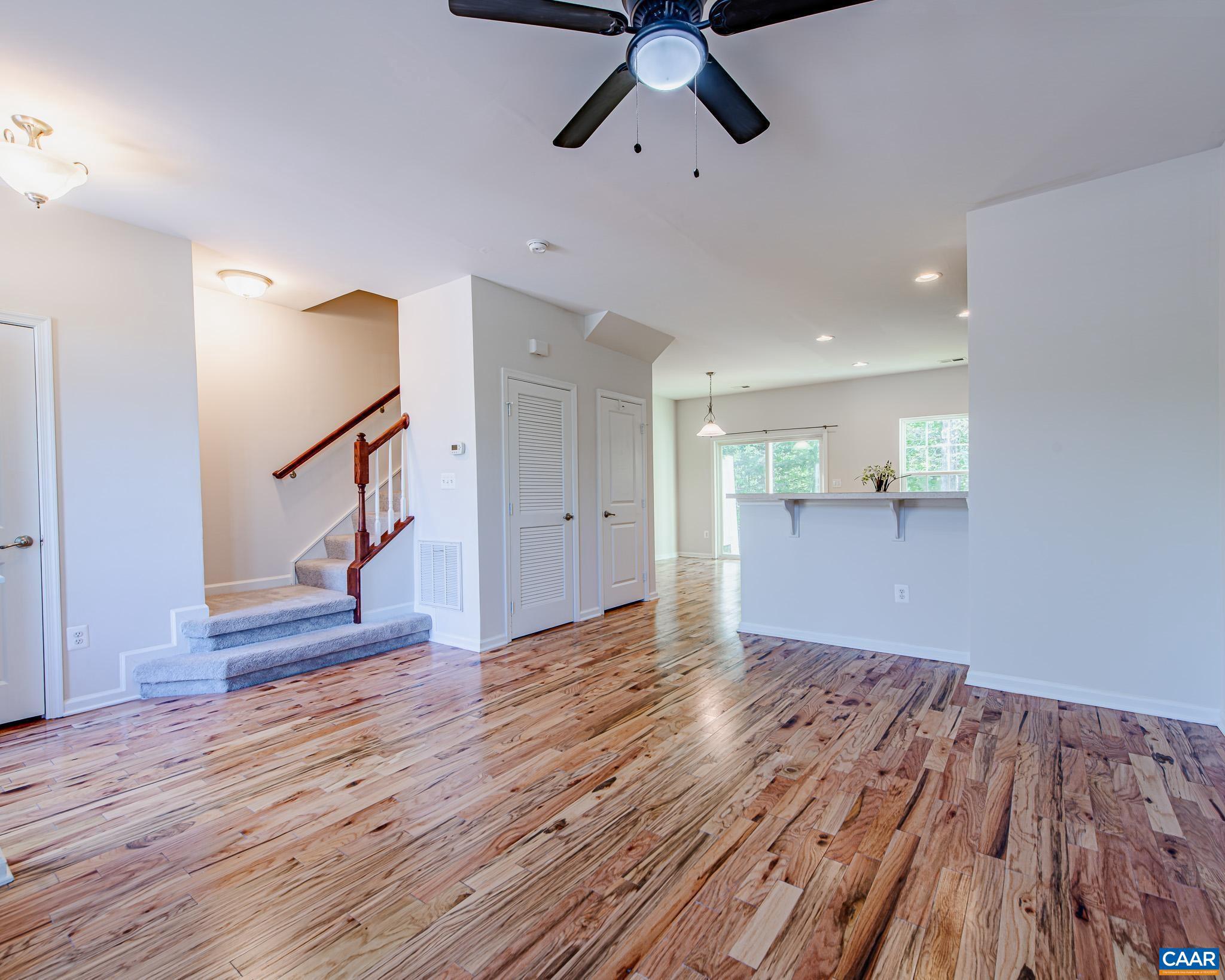 SYCAMORE SQUARE - Residential