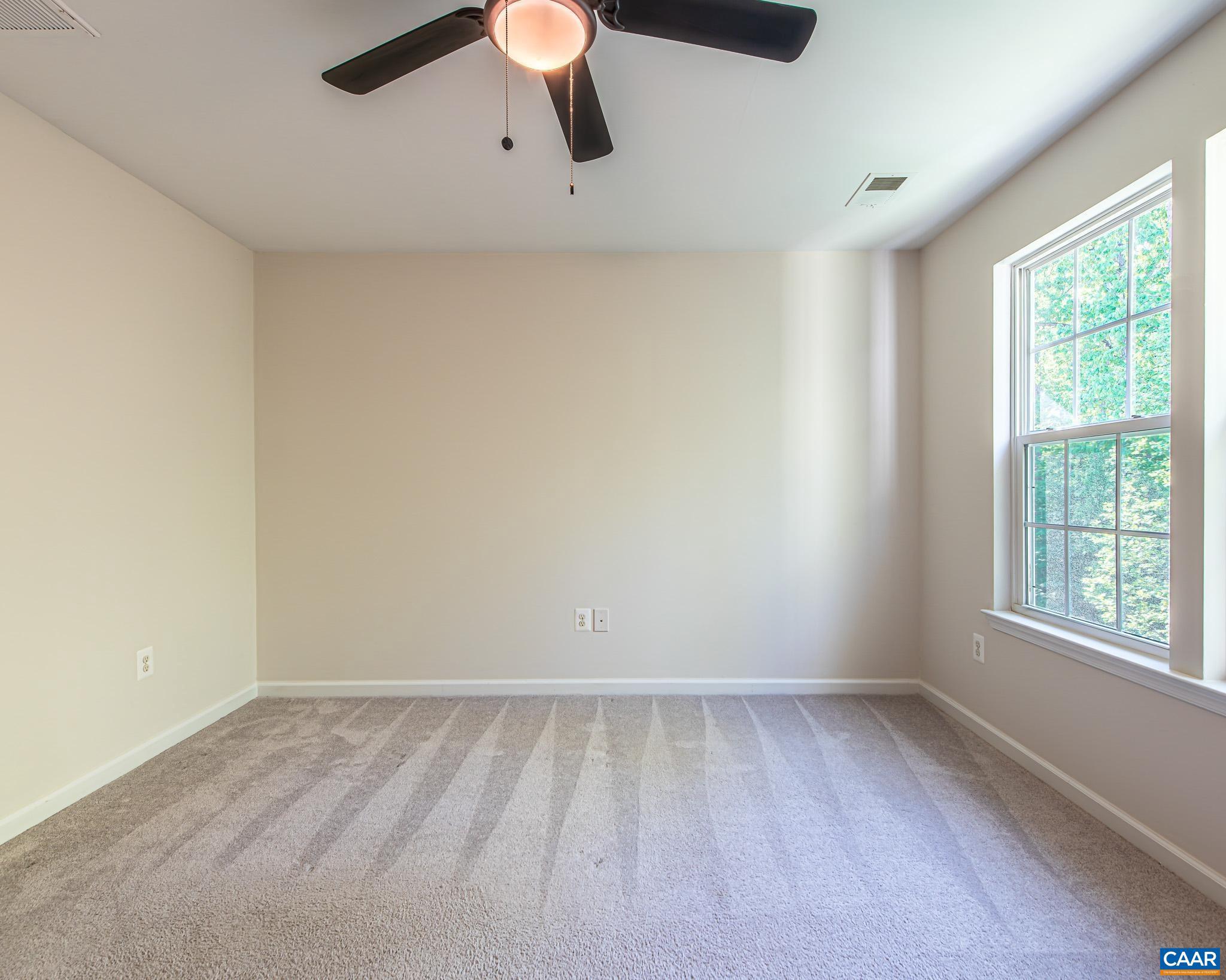 SYCAMORE SQUARE - Residential