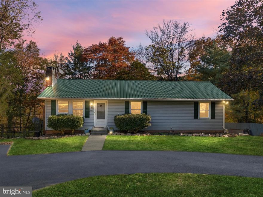 Check out the attached videos for this Charming Ranch Home with Workshop & Near I-66 
Priced under current appraisal to allow for upgrades


Discover the charm of this older vinyl-sided ranch home, offering a traditional floor plan and nestled on a partially wooded lot providing shade and privacy. A new metal roof (2024) adds long-term durability and peace of mind. The property features a circular driveway, mature trees, and a screened porch perfect for relaxing and enjoying the surroundings.

The main level offers 3 bedrooms and 2  full baths, a spacious living and dining room combo, and a semi-open kitchen ideal for entertaining or casual family meals. Downstairs, the finished lower level includes a family room, additional full bath, chimney with wood stove, and a workshop area, providing excellent space for hobbies or projects.

Enjoy the outdoors in your shaded yard or unwind in the screened porch with peaceful views. The location is a commuter’s dream—just a short drive to I-66 and Route 55 while still maintaining that quiet, country feel.

Highlights:

3 Bedrooms, 3 Baths (2 on main, 1 lower level)

New Metal Roof (2024)

Circular Driveway

Basement with Family Room & Workshop & full bath - plus add'l space to complete as your own 

Wood Stove & Chimney

Screened Porch

Partially Wooded Lot Offering Shade & Privacy

Convenient to I-66 and Route 55- runs parallel to I66

RECEIVE 1% LENDER CREDIT TOWARDS CLOSING COSTS WHEN USING PREFERRED LENDER - SEE FLYER IN DOCUMENTS FOR DETAILS.