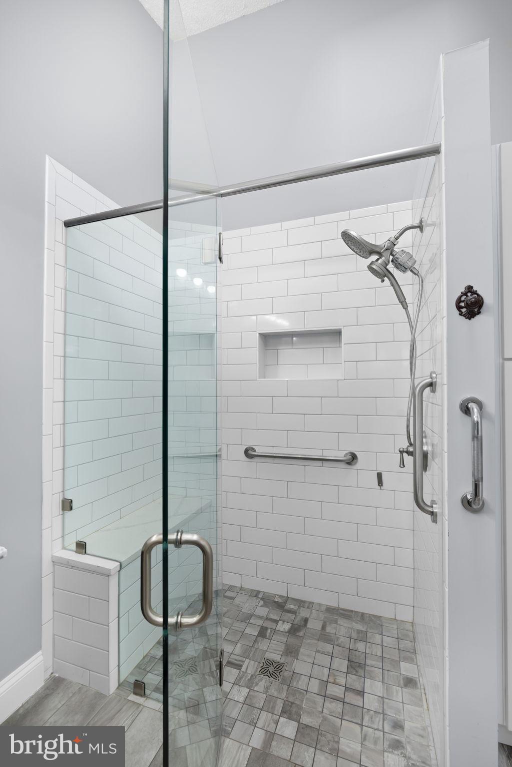 ASHBURN FARM - Residential