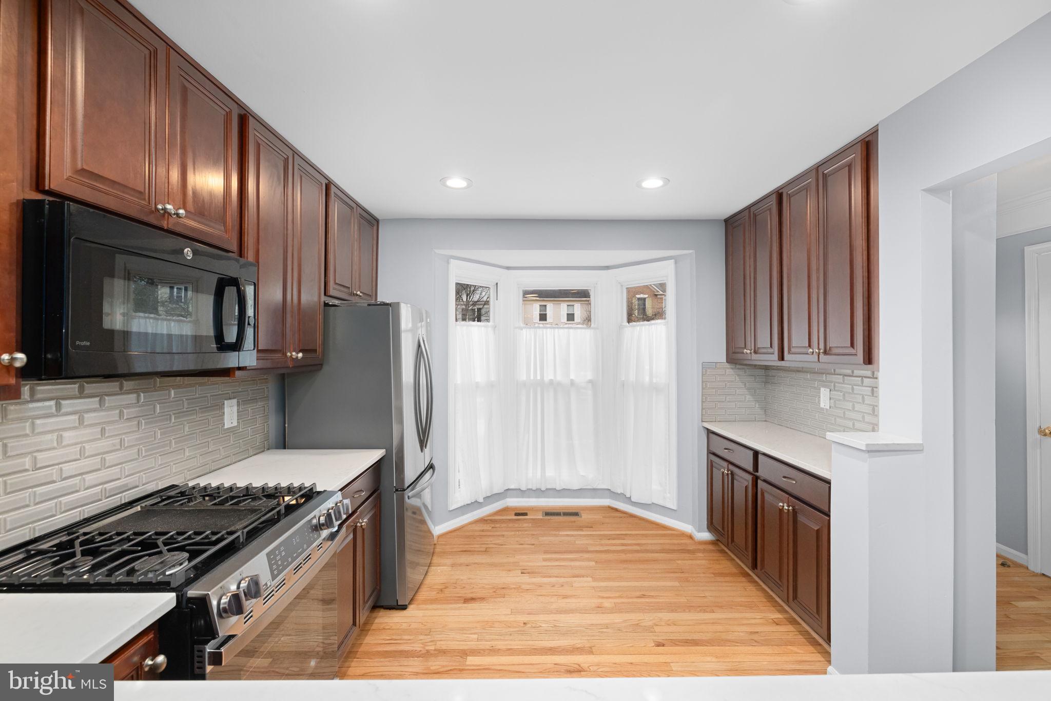 ASHBURN FARM - Residential