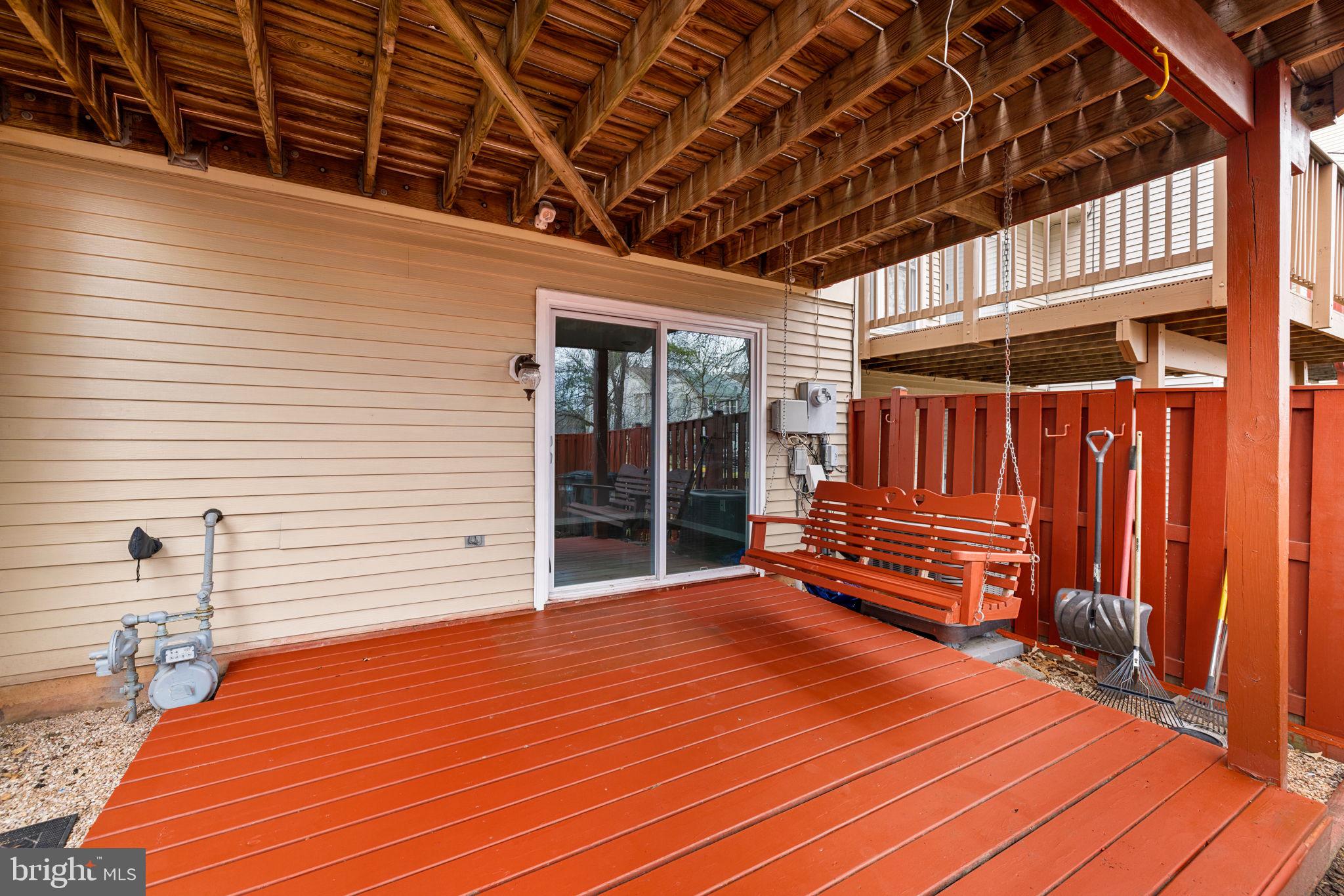 ASHBURN FARM - Residential