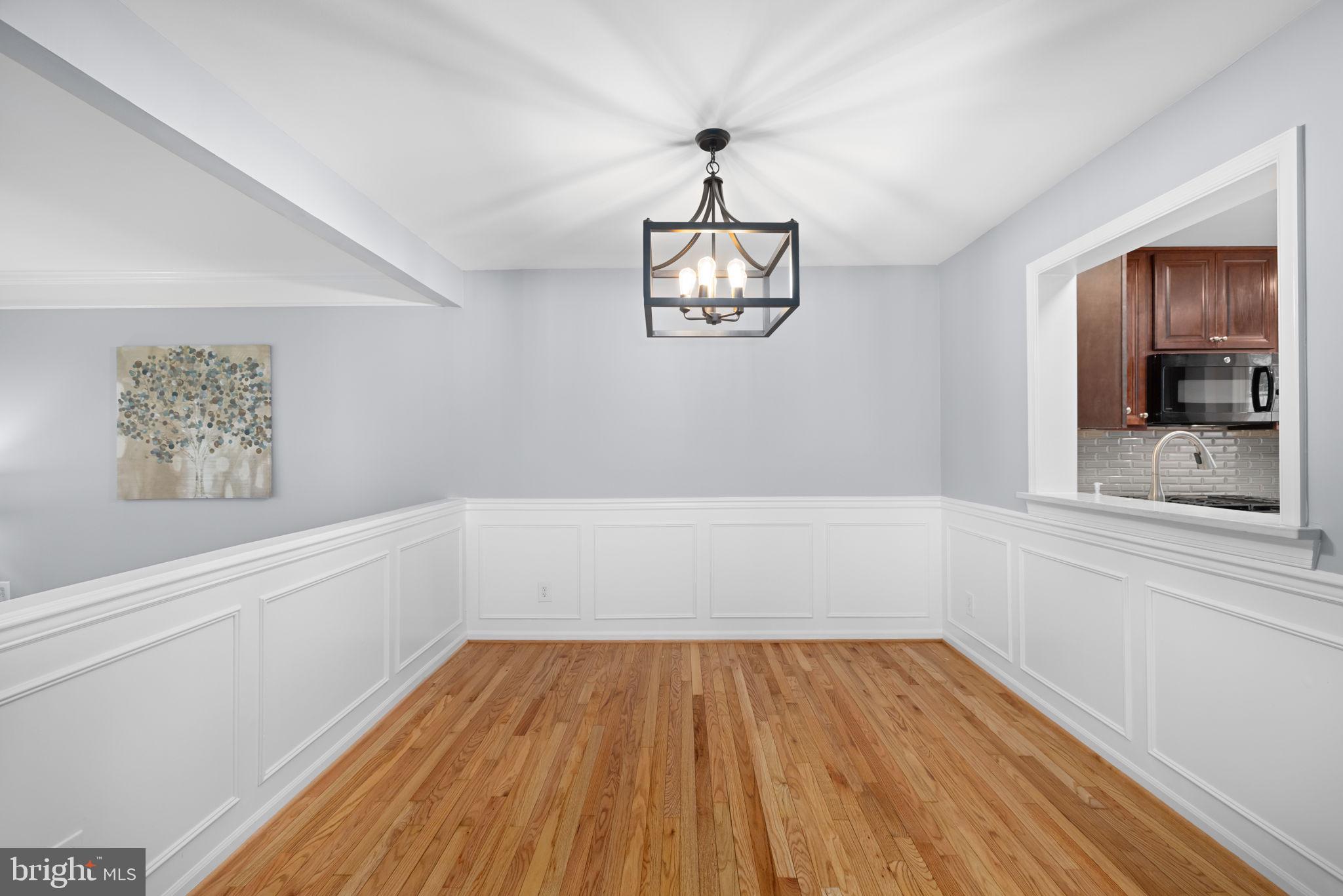 43861 LABURNUM SQUARE