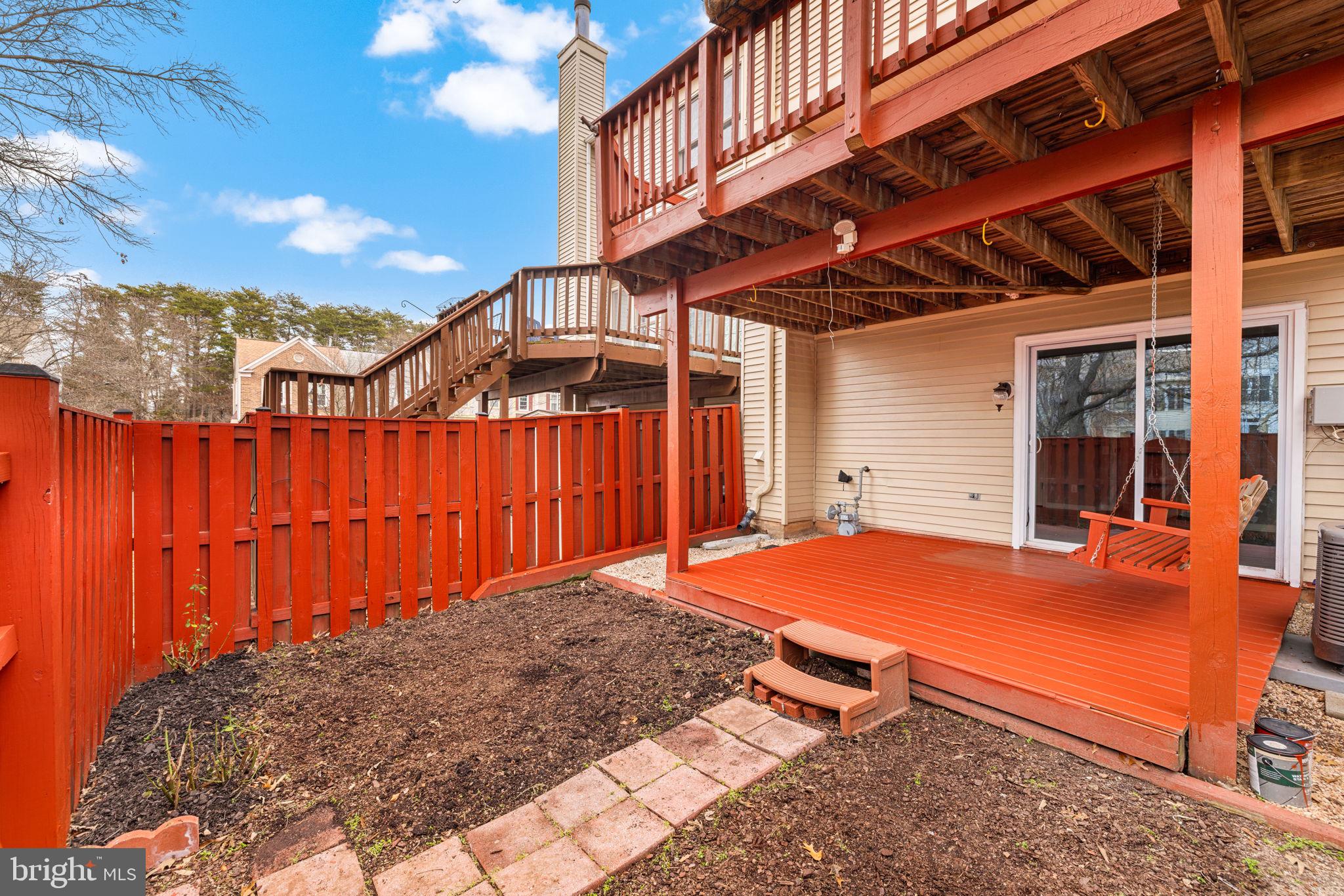 ASHBURN FARM - Residential