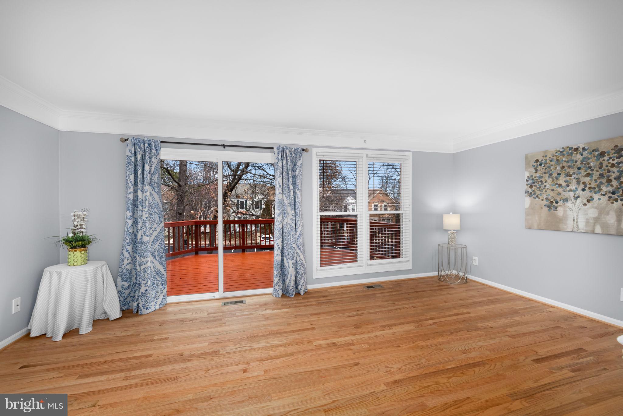 ASHBURN FARM - Residential