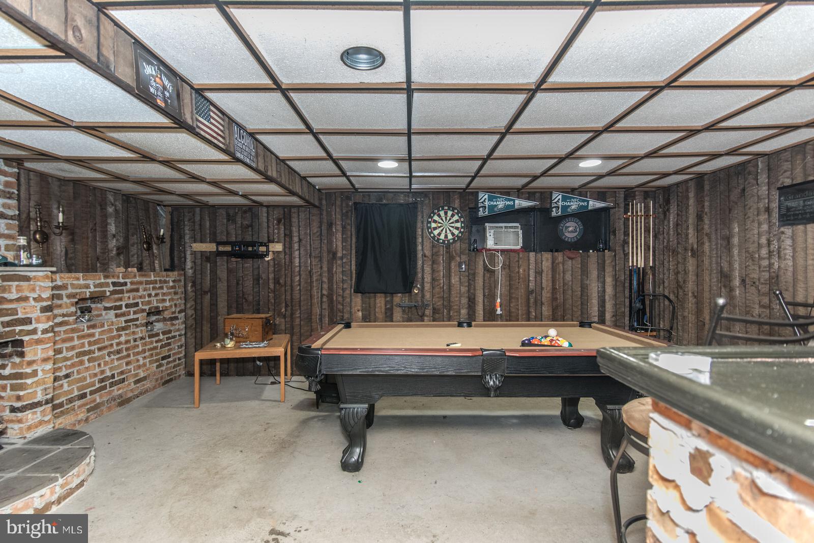 HOLMESBURG - Residential Income